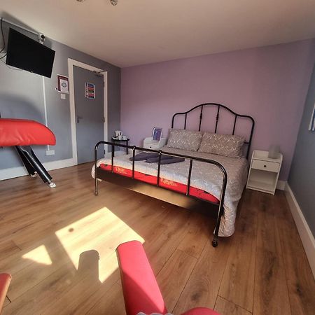 Xtasia Adult Hotel - Adults Only เวสต์บรอมมิช ภายนอก รูปภาพ
